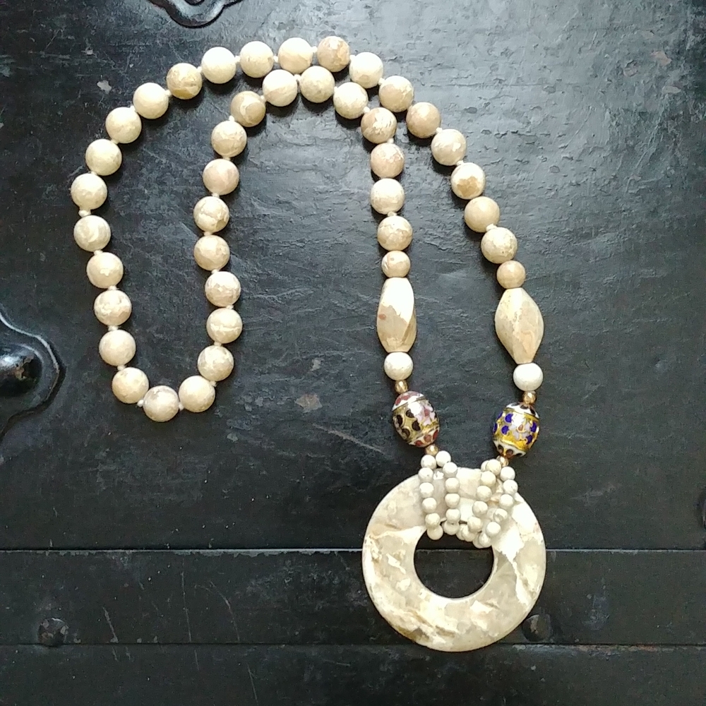Vintage Custom Necklace. Stone Circle. Plastic beads. String. 2 Glass beads